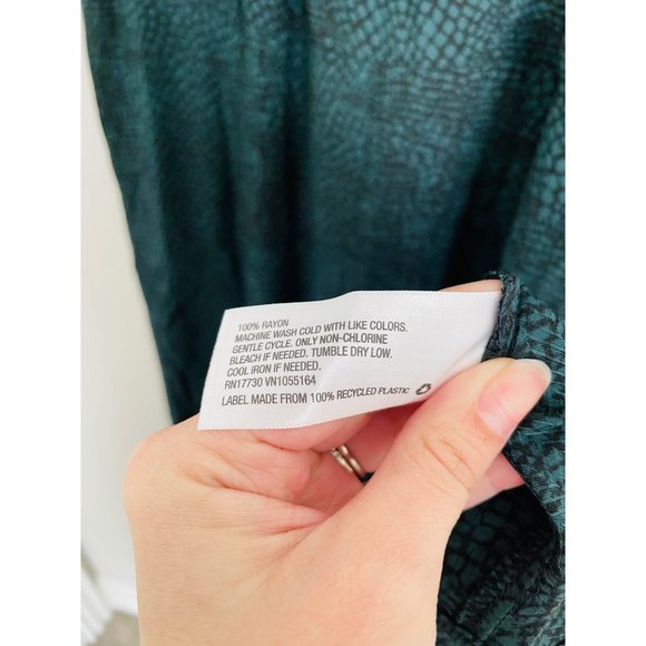 A New Day Women's Green and Black Snake Skin Patterned Long Length Dress Size 16 - Picture 3 of 5